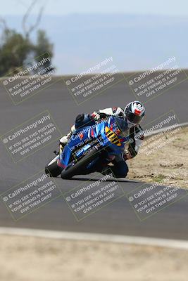 media/Jun-07-2025-TrackDaz (Sat) [[4413525952]]/A Group/12pm (Turn 2)/